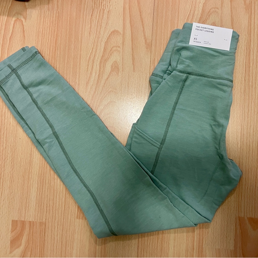 American Eagle Green XS Leggings - Picture 6 of 7